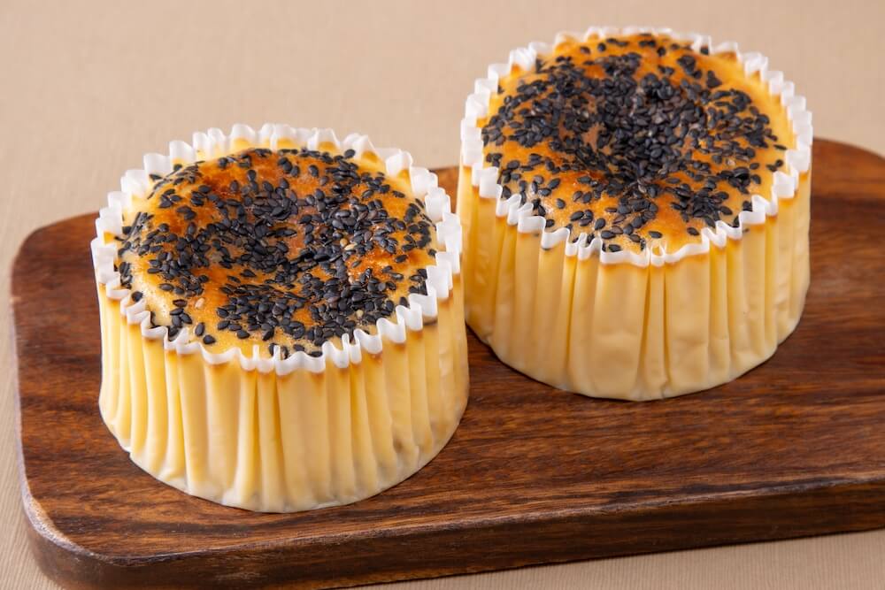 GAZTA・ガスタ　さつま芋と黒ごまのバスクチーズケーキとバスクチーズケーキ 2種4個セット