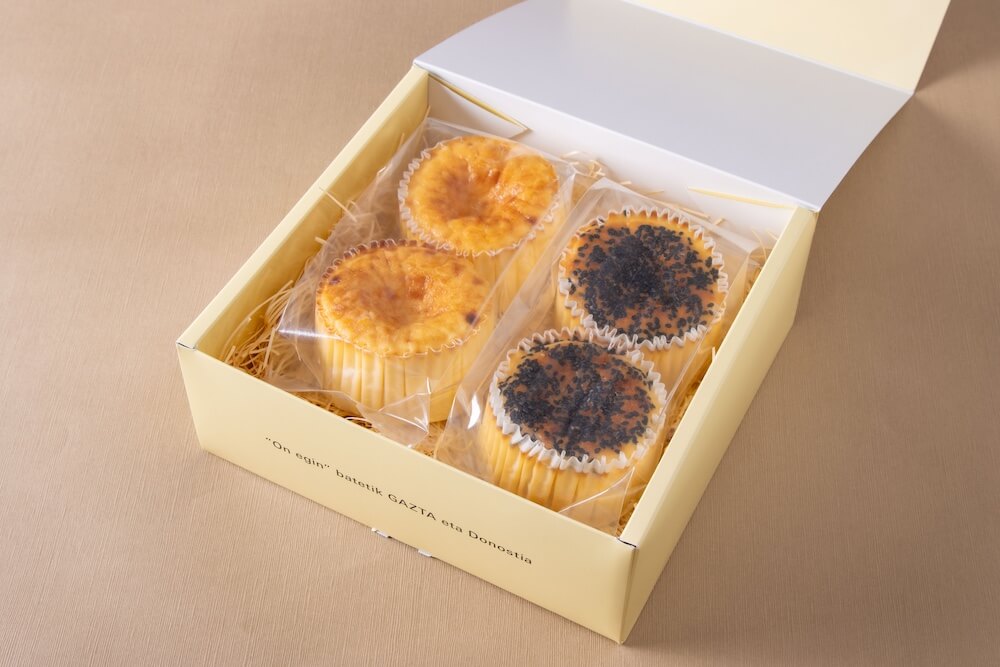 GAZTA・ガスタ　さつま芋と黒ごまのバスクチーズケーキとバスクチーズケーキ 2種4個セット